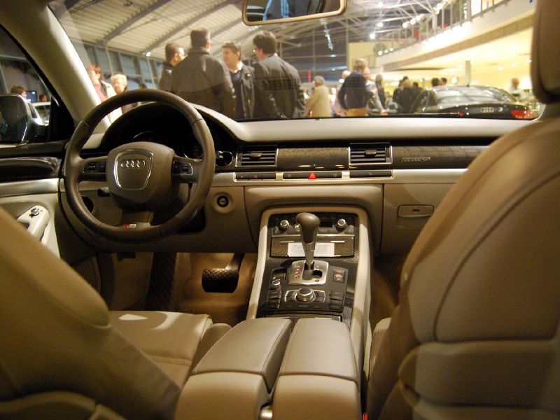 Audi A8 (D2, 4D, facelift 1998)