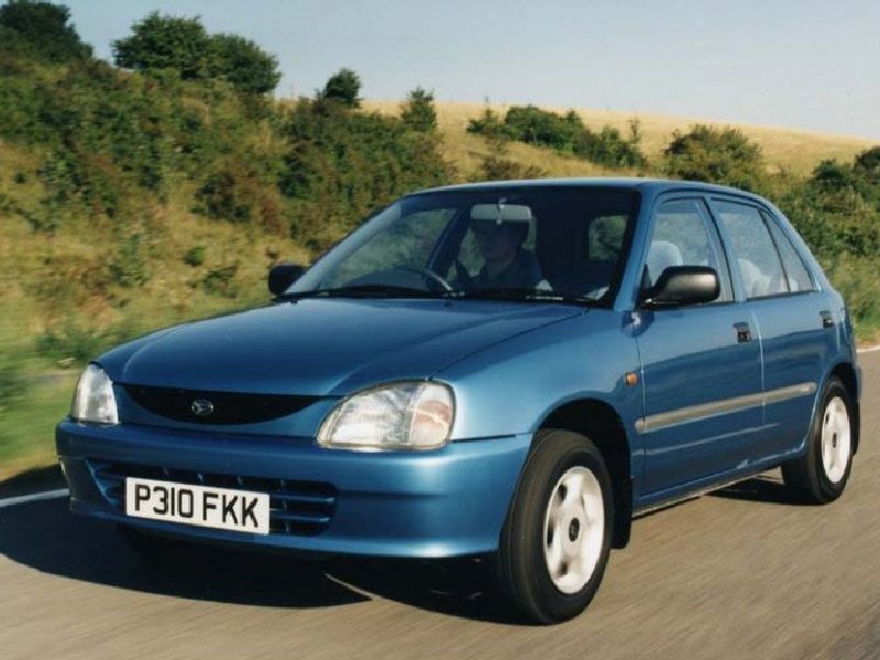 Daihatsu Leeza