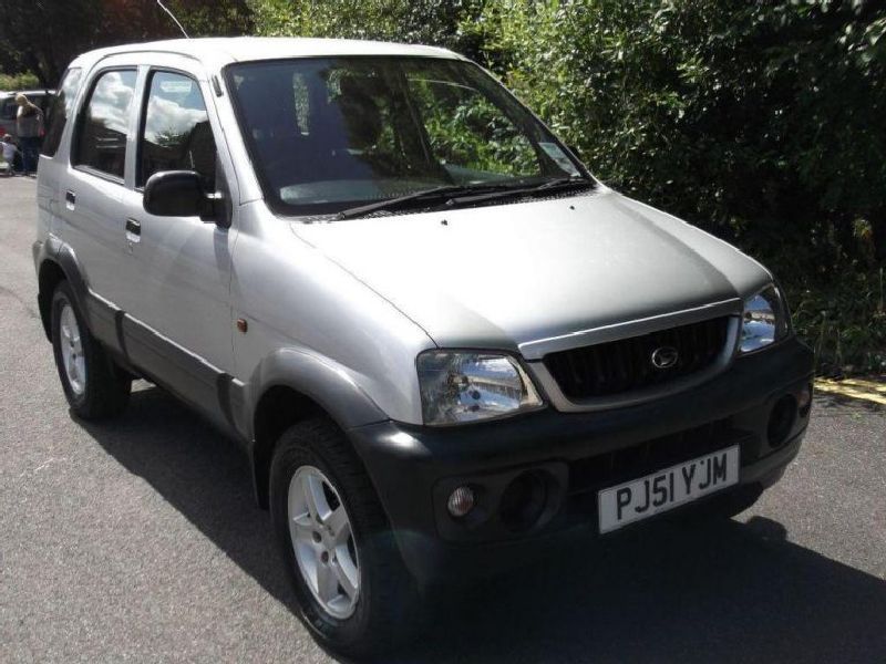 Daihatsu Naked