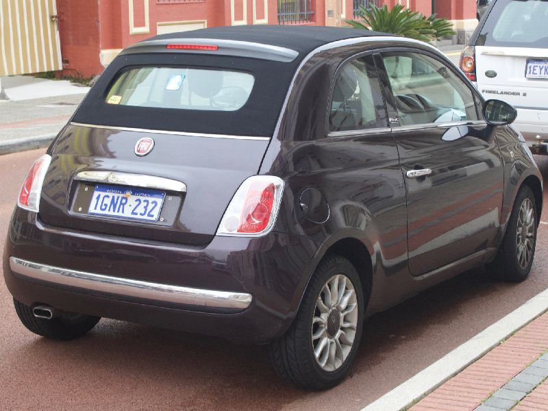 Fiat 500e (2013)