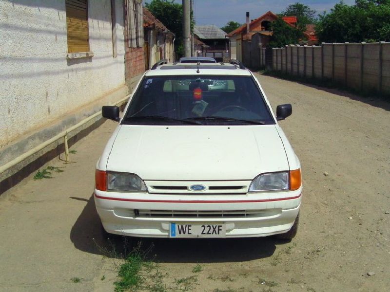Ford Escort Wagon II (USA)