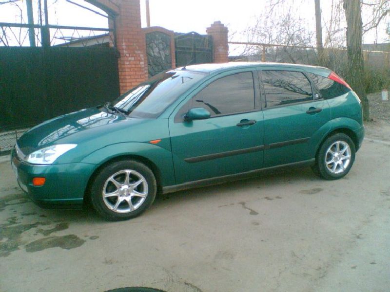 Ford Focus Hatchback (USA)