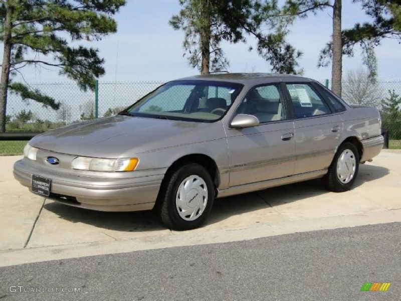 Ford Taurus III Station Wagon