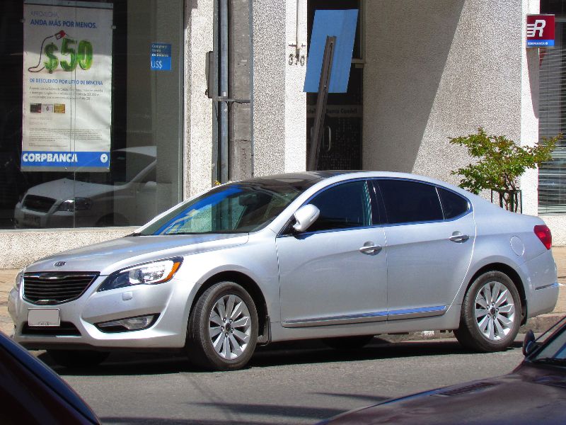 Kia K9 I (facelift 2014)