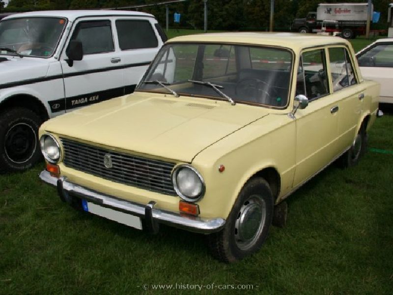 Lada 21012