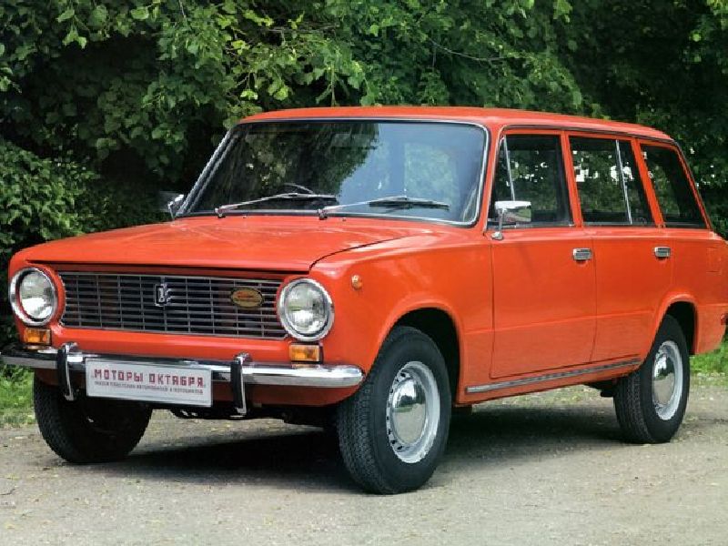 Lada 2102