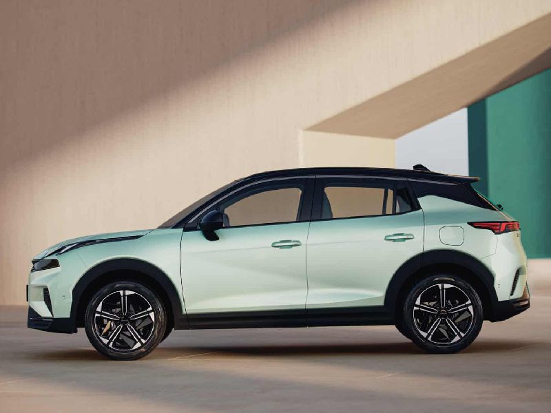 Lynk & Co 06