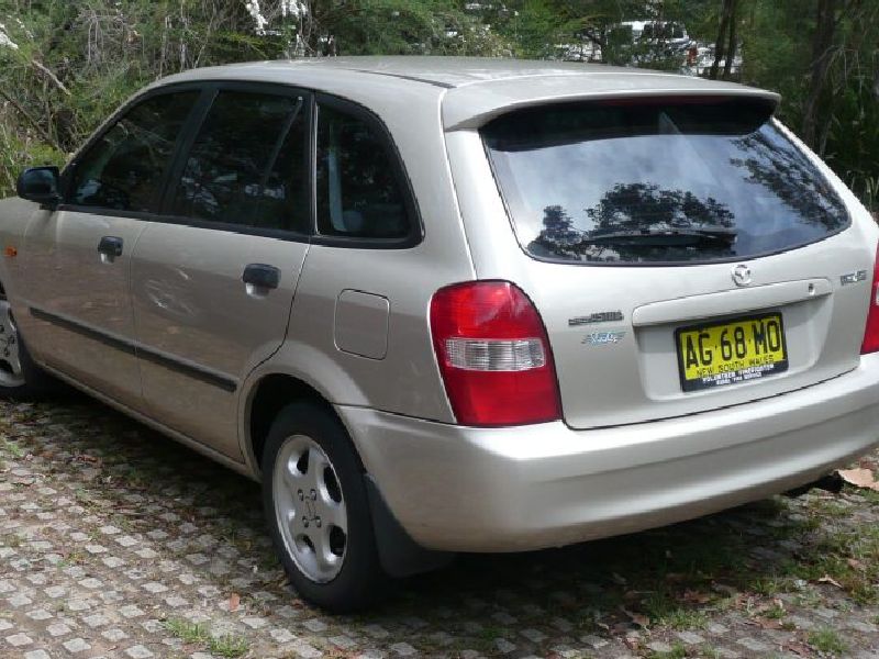Mazda 323 S VI (BJ)