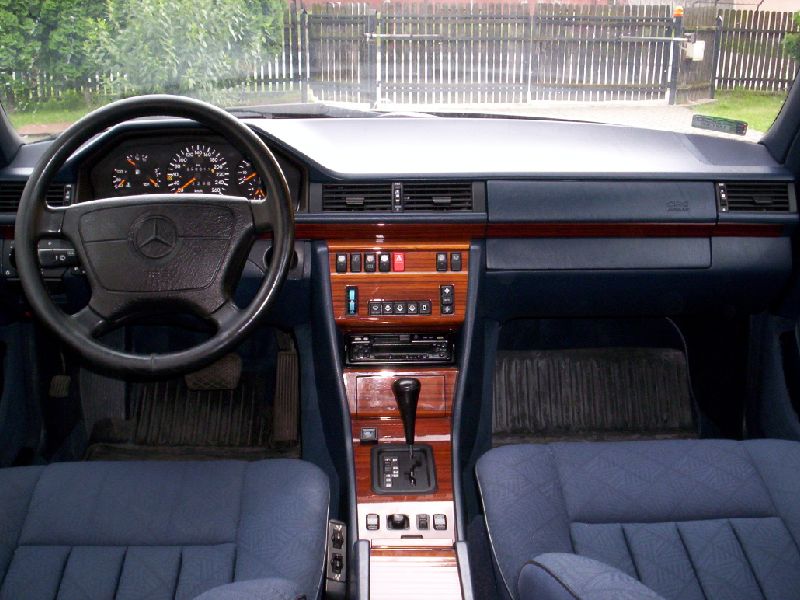 Mercedes-Benz Classe E (W124)
