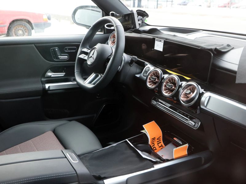 Mercedes-Benz EQB (X243, facelift 2023)