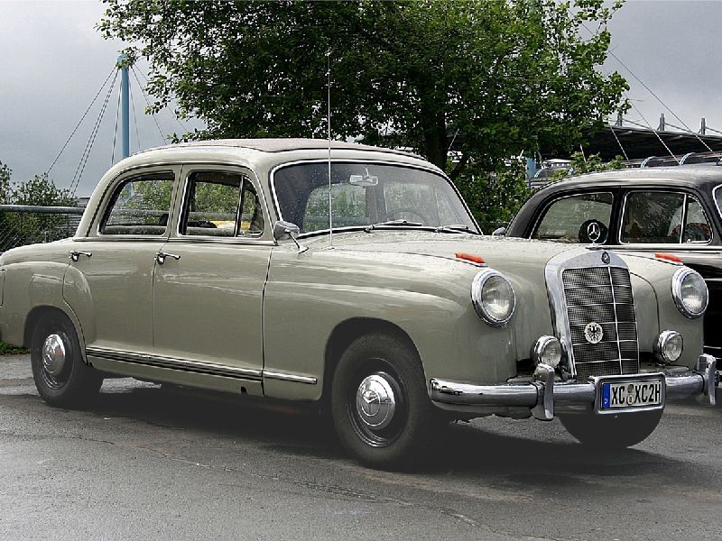 Mercedes-Benz W180 II Sedan