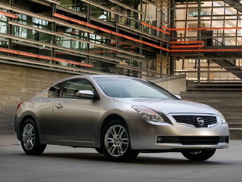 Nissan Altima IV Coupe