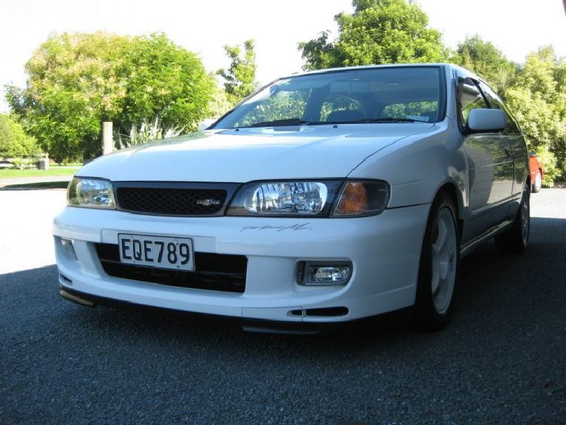 Nissan Sentra (B14)
