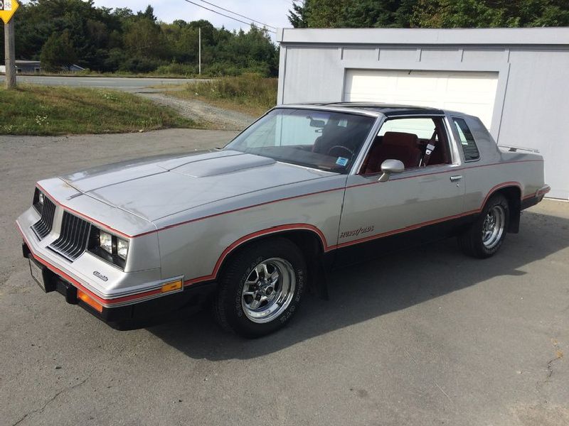 Oldsmobile Cutlass Calais Coupe