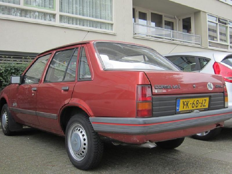 Opel Corsa 1.2 S (55 Hp)