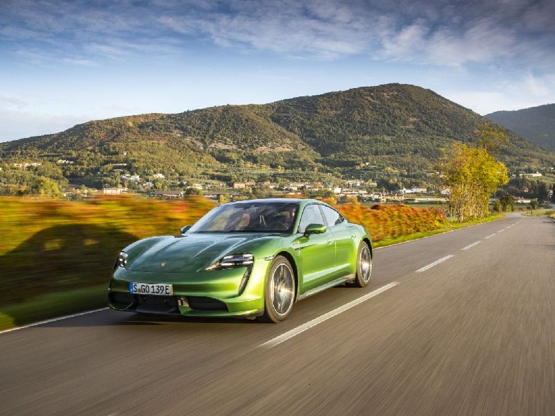 Porsche Taycan Sport Turismo (Y1A)