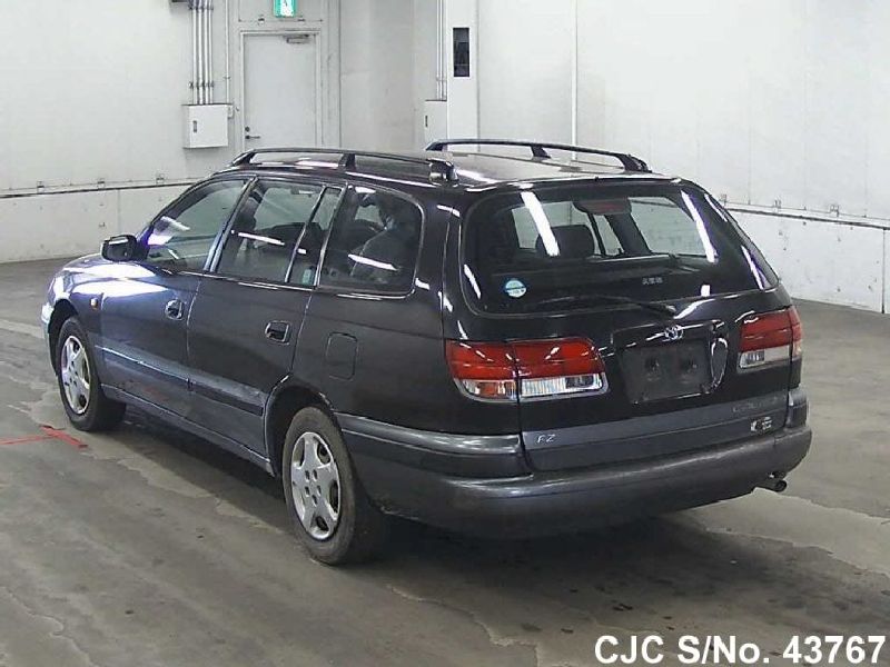 Toyota Caldina (T21)