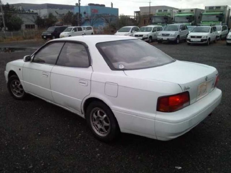 Toyota Vista (V50)