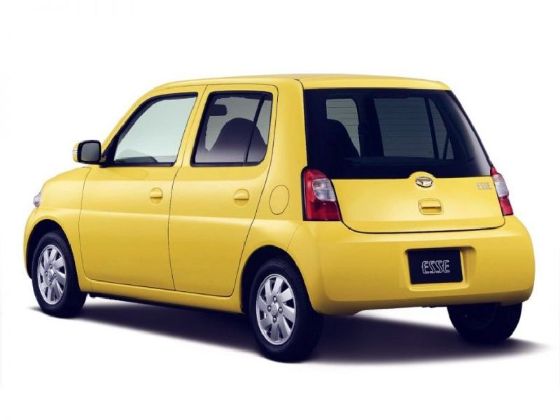 Daihatsu Esse