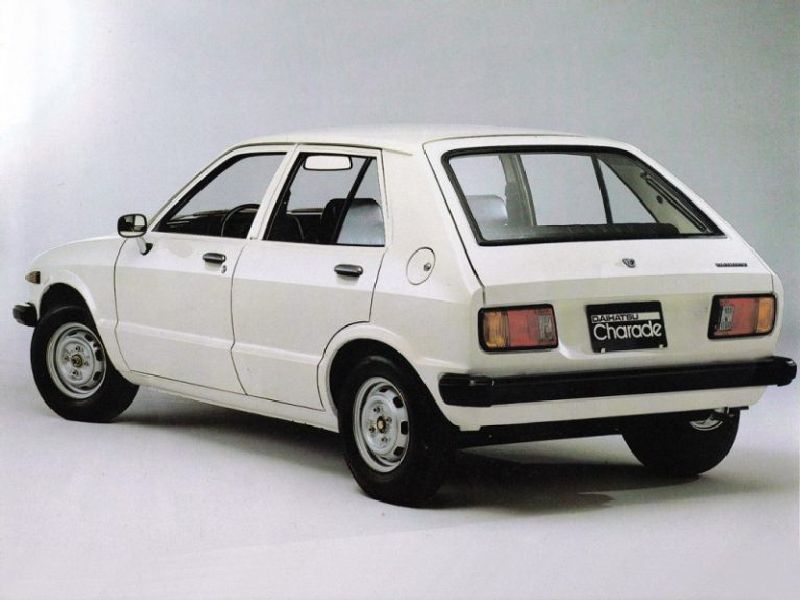 Daihatsu Leeza