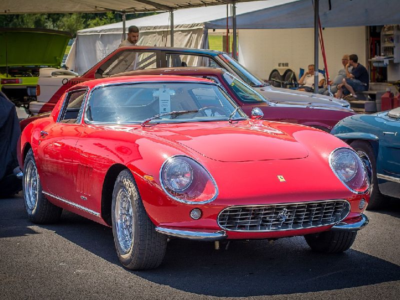 Ferrari 275