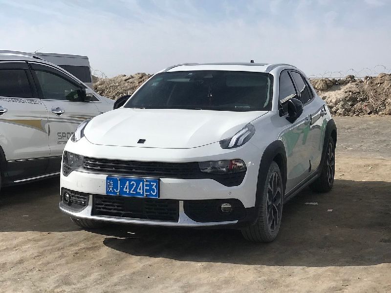 Lynk & Co 02
