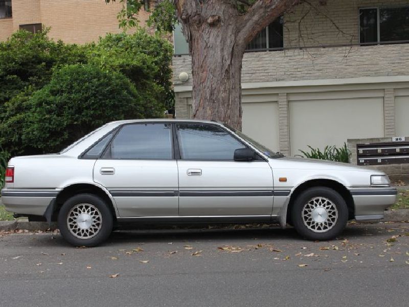 Mazda Cronos