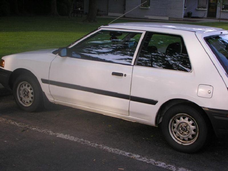 Mazda Familia