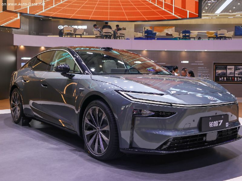 Toyota Bozhi 7