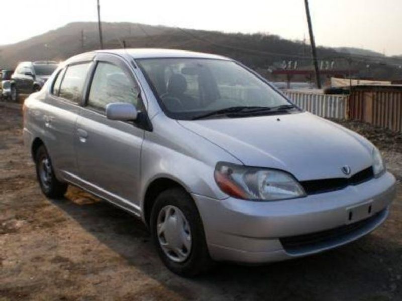 Toyota Platz