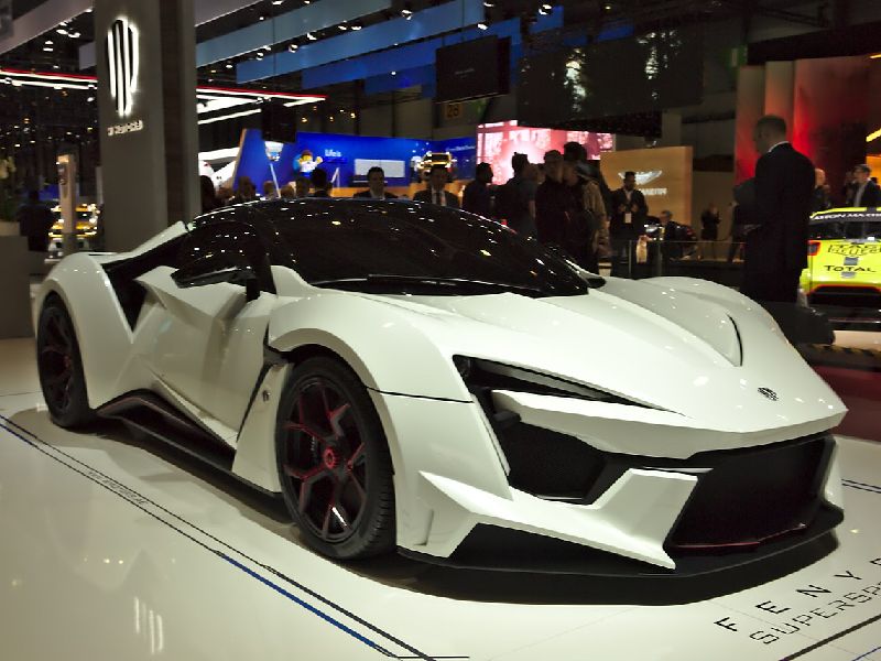 W Motors Fenyr