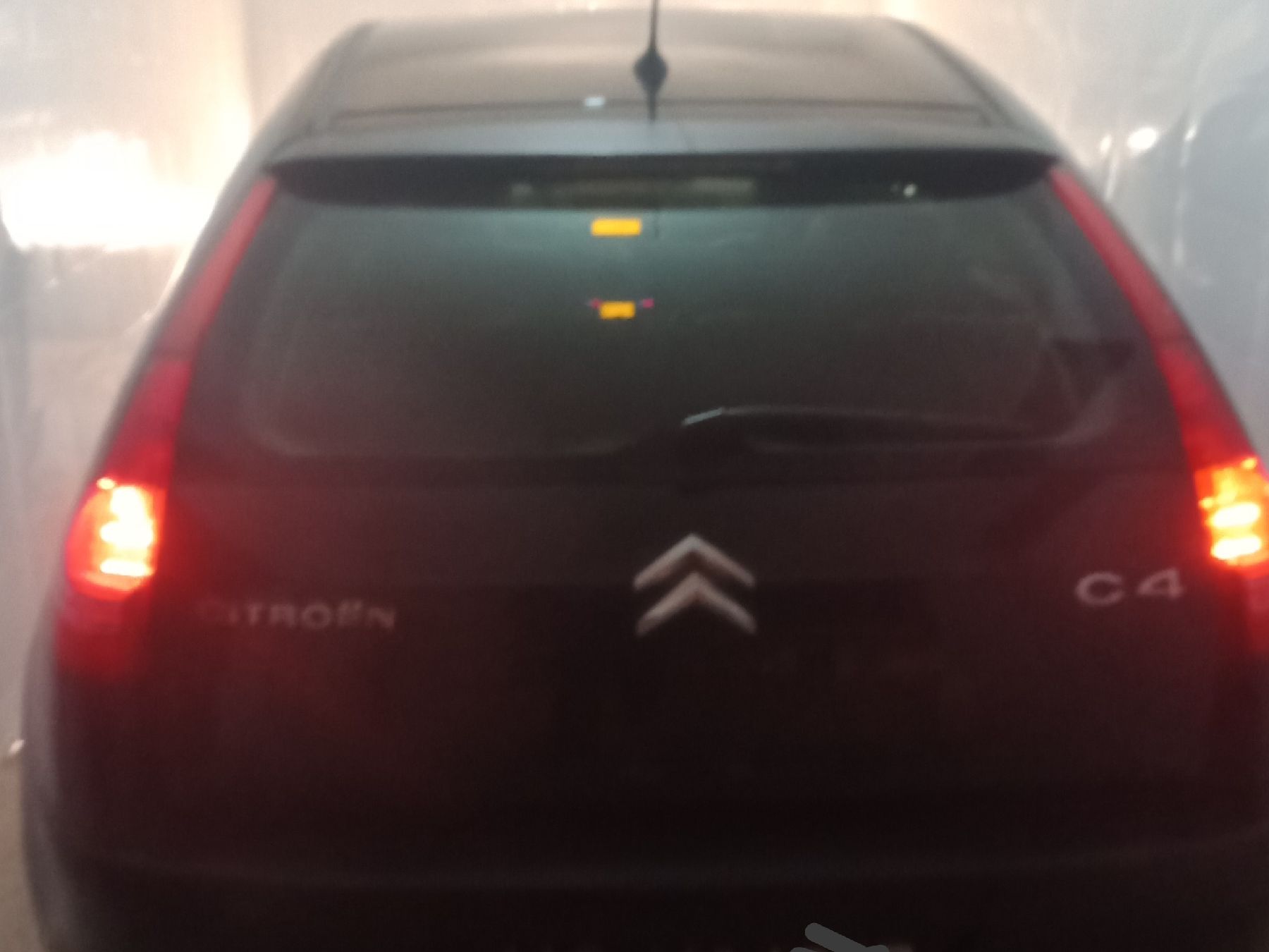 Citroen C4 1.4i 16V (88 Hp)