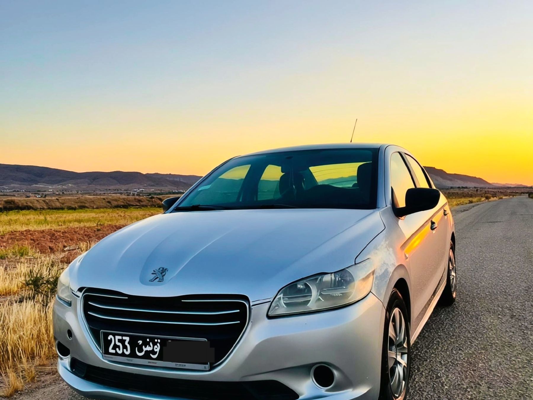 Peugeot 301 1.6 VTi (115 Hp) Automatic