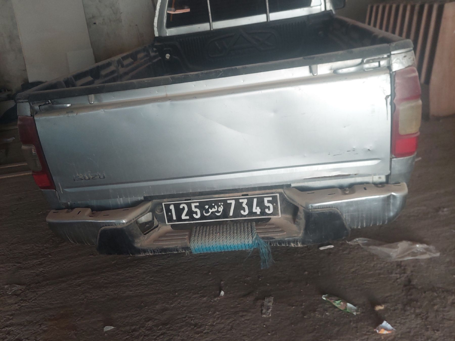 Isuzu demax