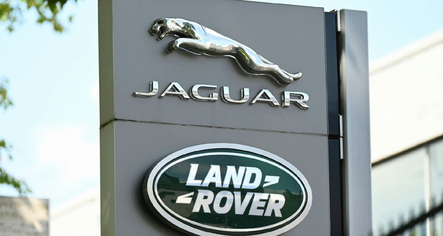 JLR SUPPRIMERA ENVIRON 4 000 POSTES D’ICI DEUX ANS