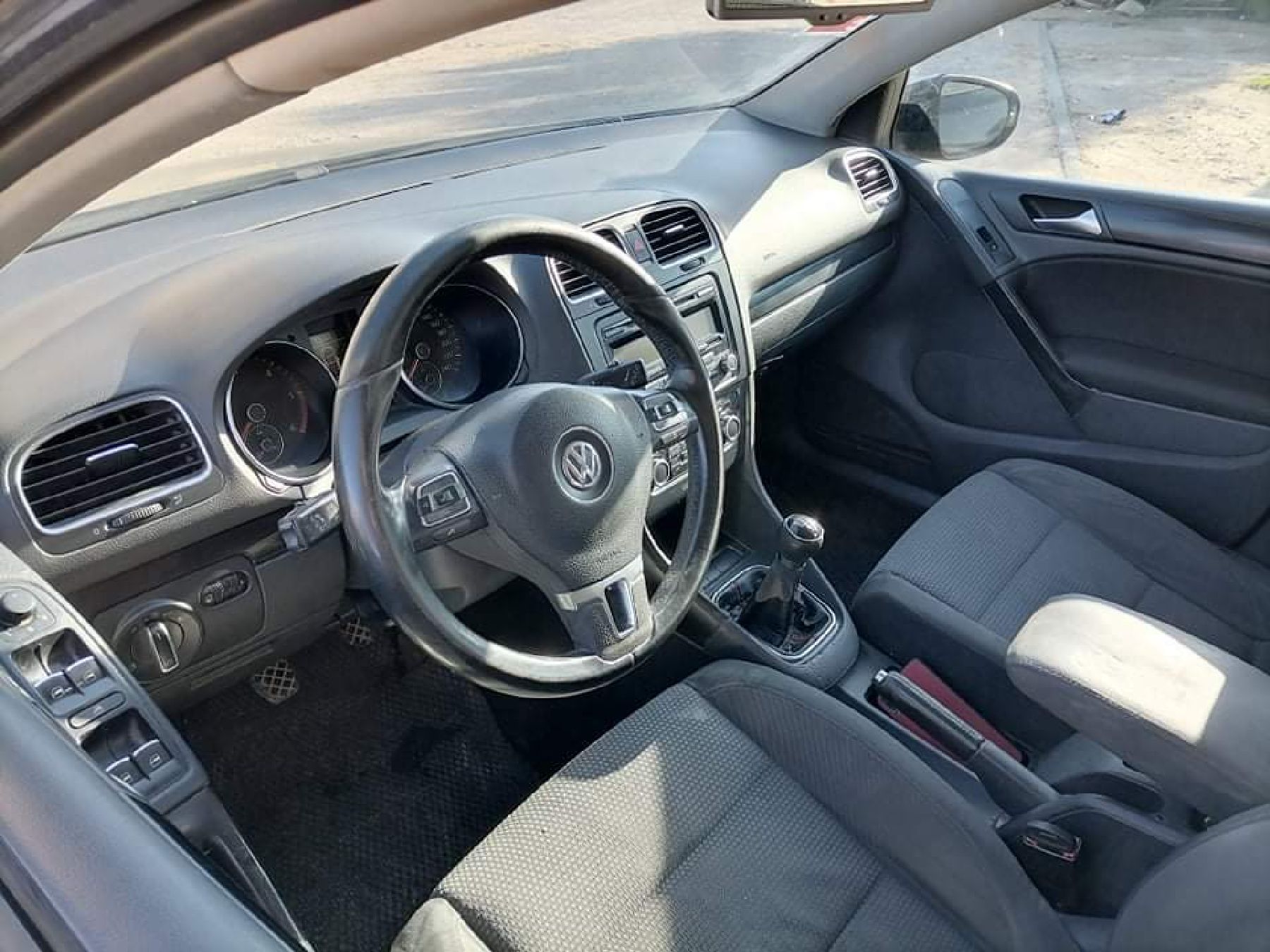 Volkswagen Golf 1.6 TDI (105 CH)