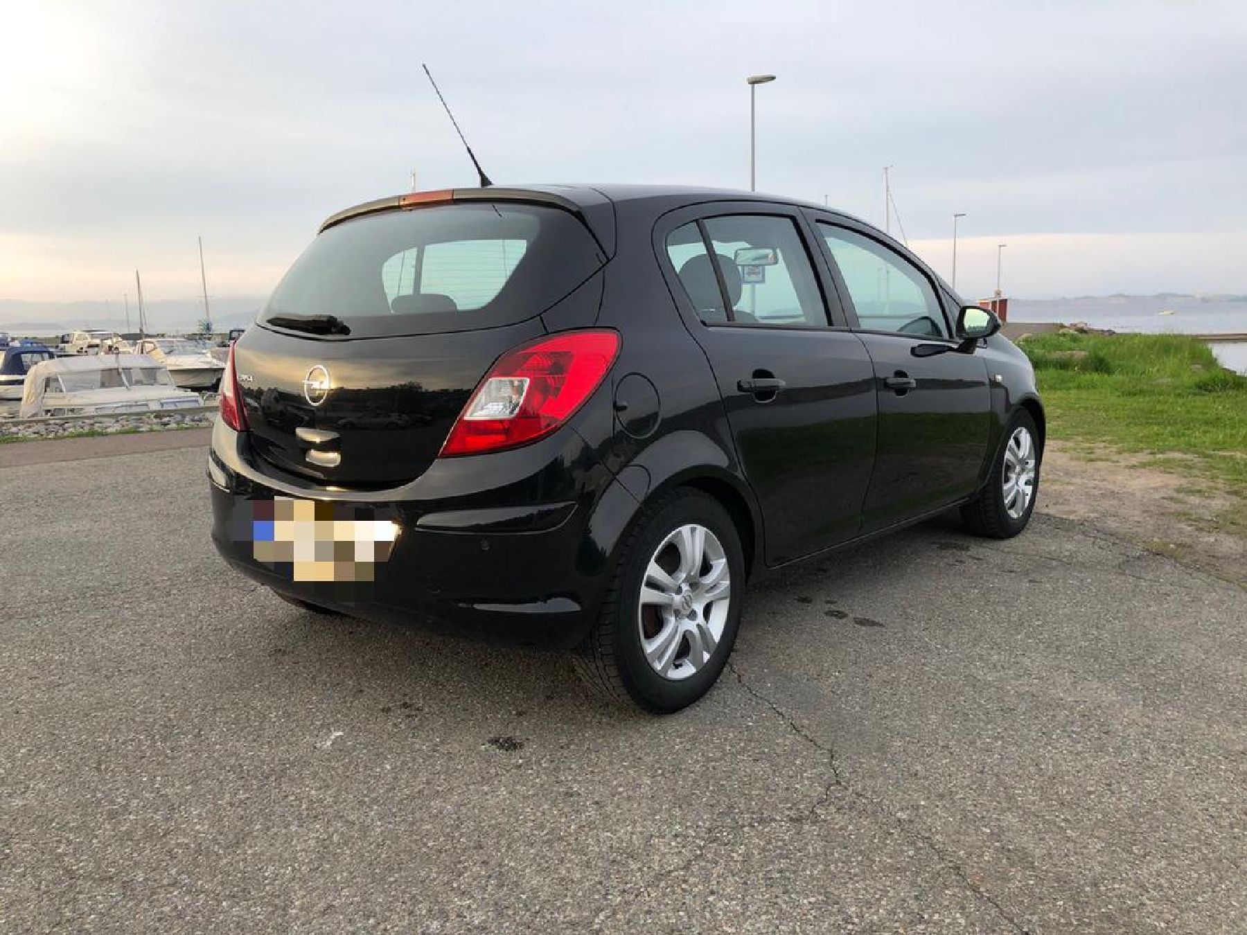Opel Corsa 1.3 CDTI (75 Hp)