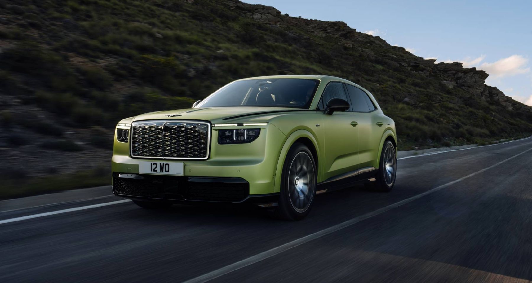 BENTLEY TORCAL : JUSQU’À 888 CH ET 600 KM D’AUTONOMIE