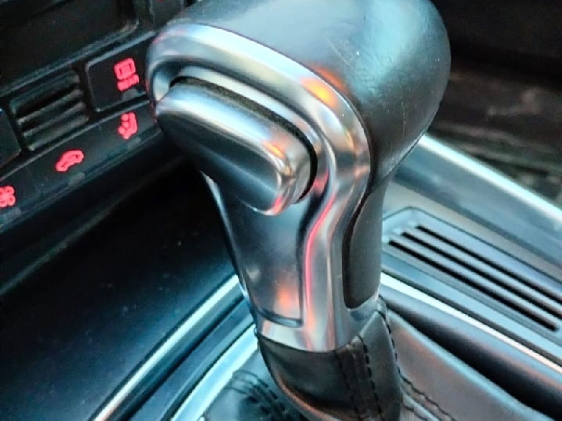 Audi Q5 2.0 TFSI (220 CH) quattro Tiptronic