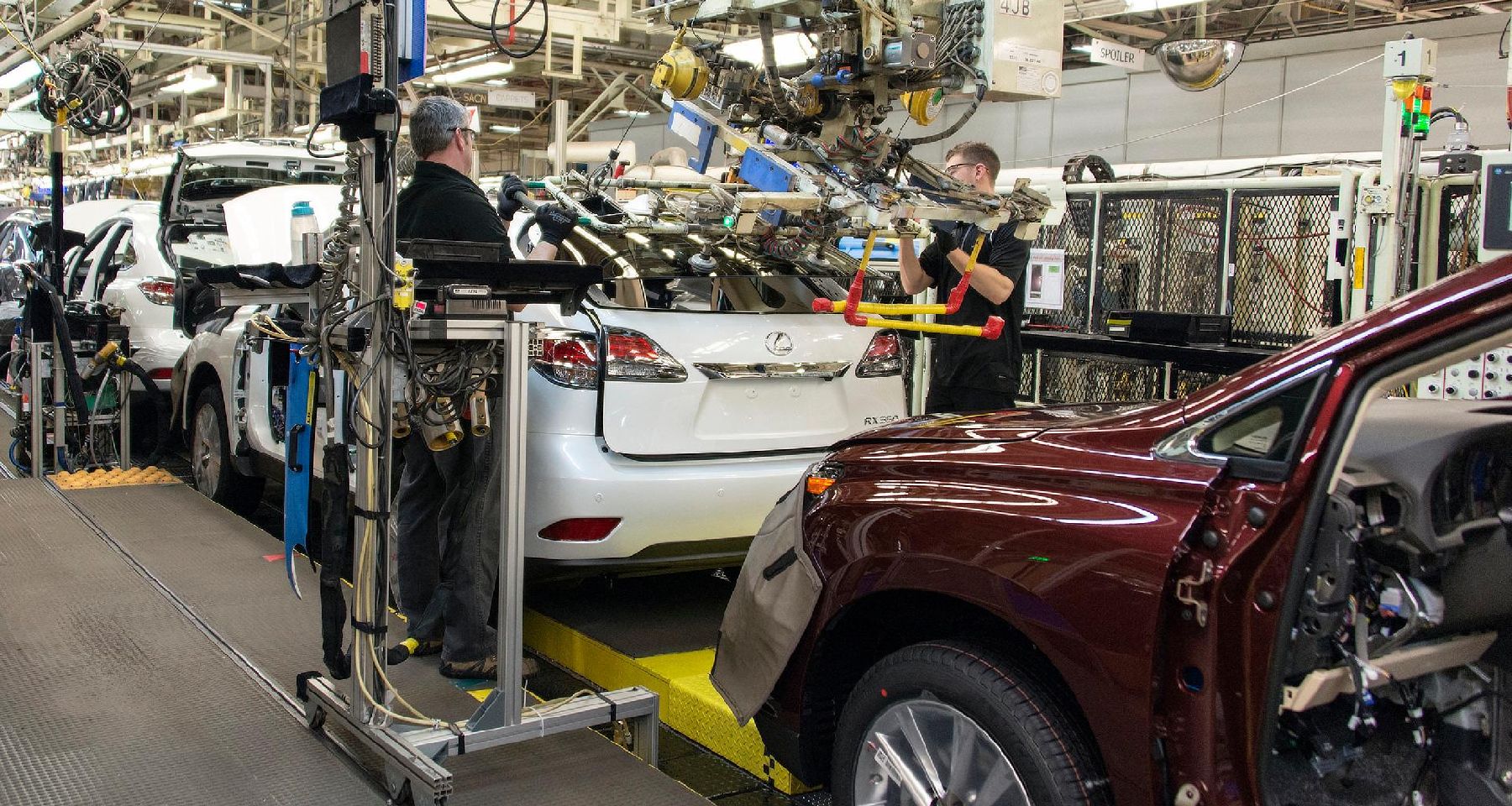 TOYOTA : JUSQU’À 1 000 MILLIARDS DE YENS PAR AN POUR AUTOMATISER SES USINES