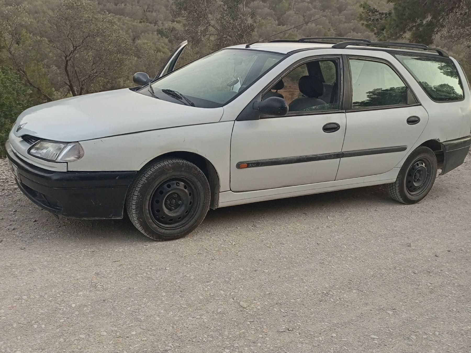 Renault Laguna 2.2 dT (K569) (113 Hp)