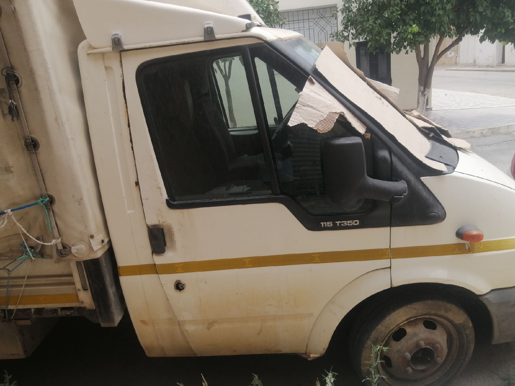 Ford Transit Connect 1.8 TDCi (110 CH)