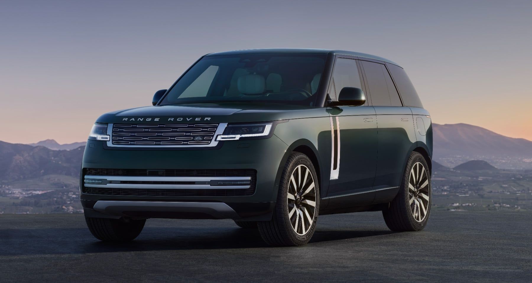 RANGE ROVER ELECTRIC : 600 KM WLTP ET RECHARGE 10-80 % EN 22 MIN