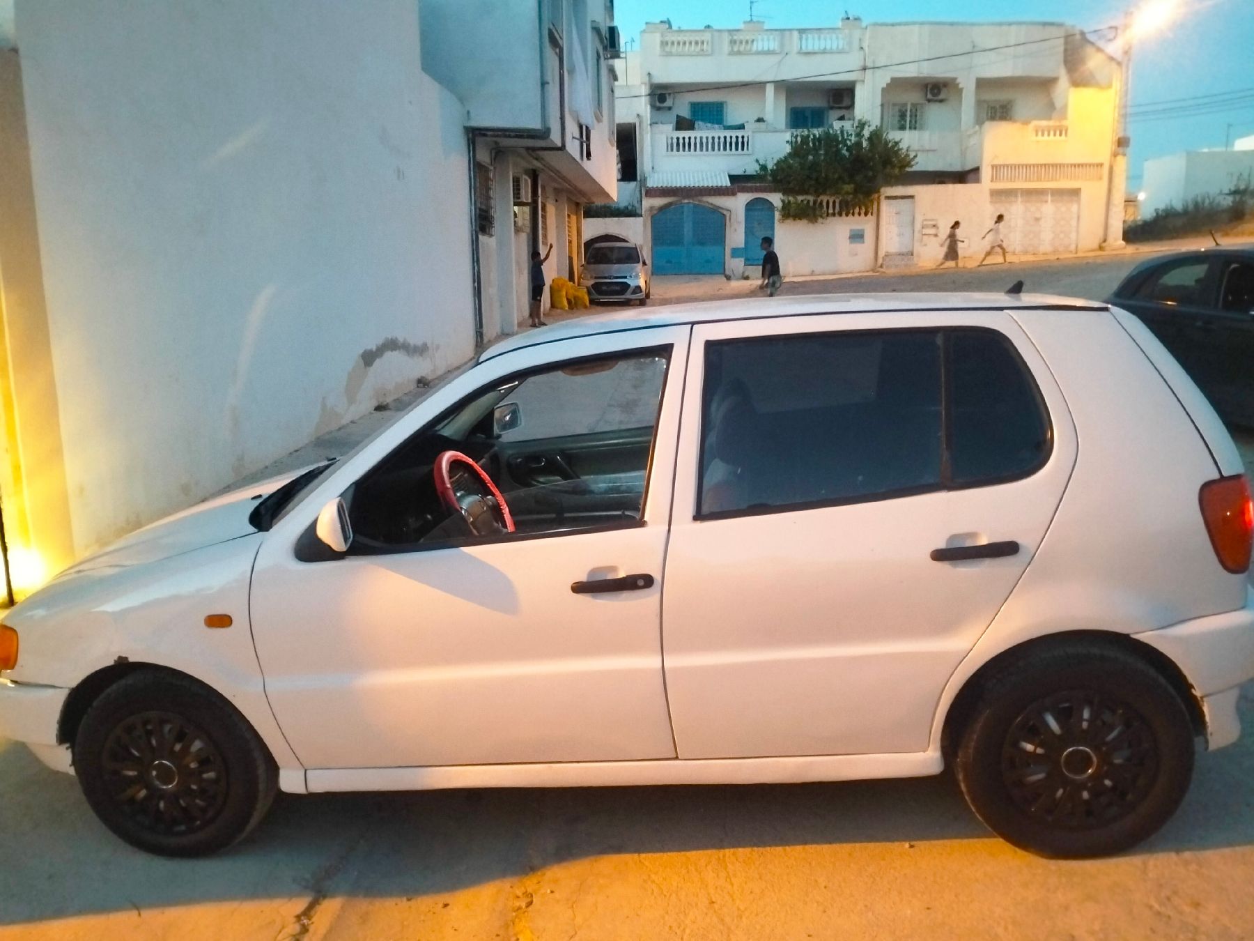 Volkswagen Polo 1.0 (50 CH)