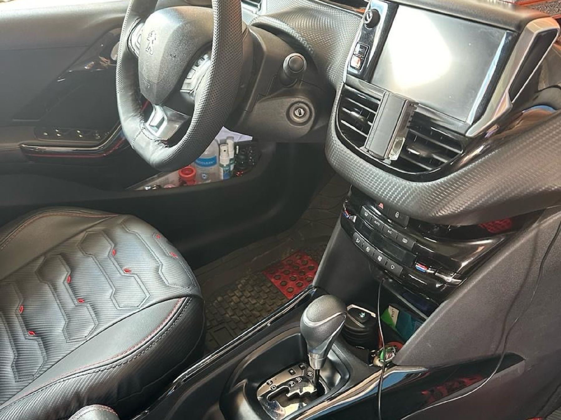 Peugeot 2008 1.2 PureTech (110 Hp) Automatic start&stop STT
