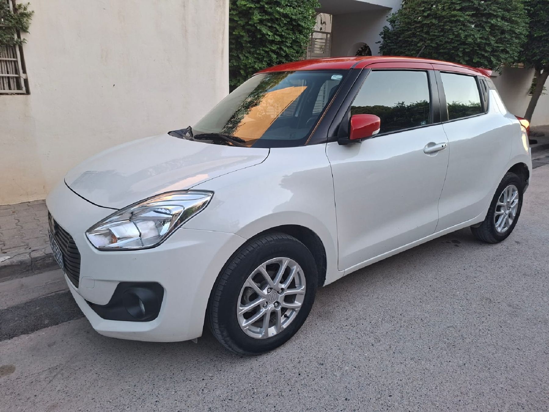 Suzuki Swift 1.2 DUALJET+SHVS (83 CH) CVT