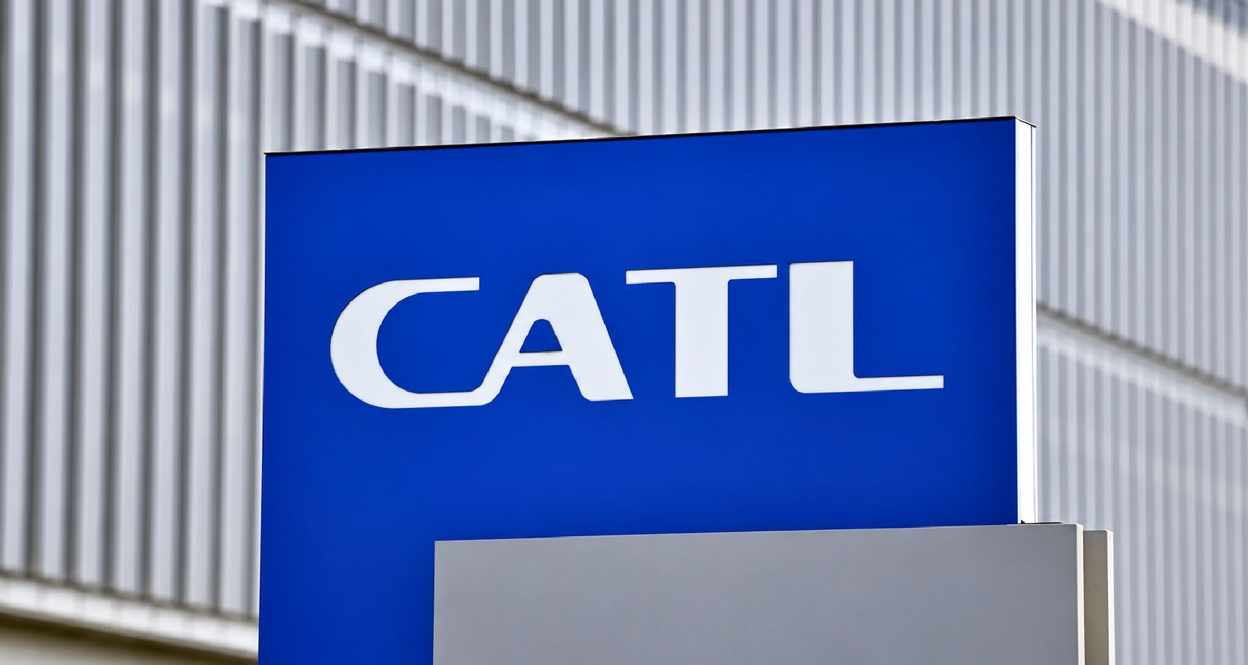 CATL : ÉCHANGE DE BATTERIE EN 5 MINUTES POUR LES CAMIONS ÉLECTRIQUES