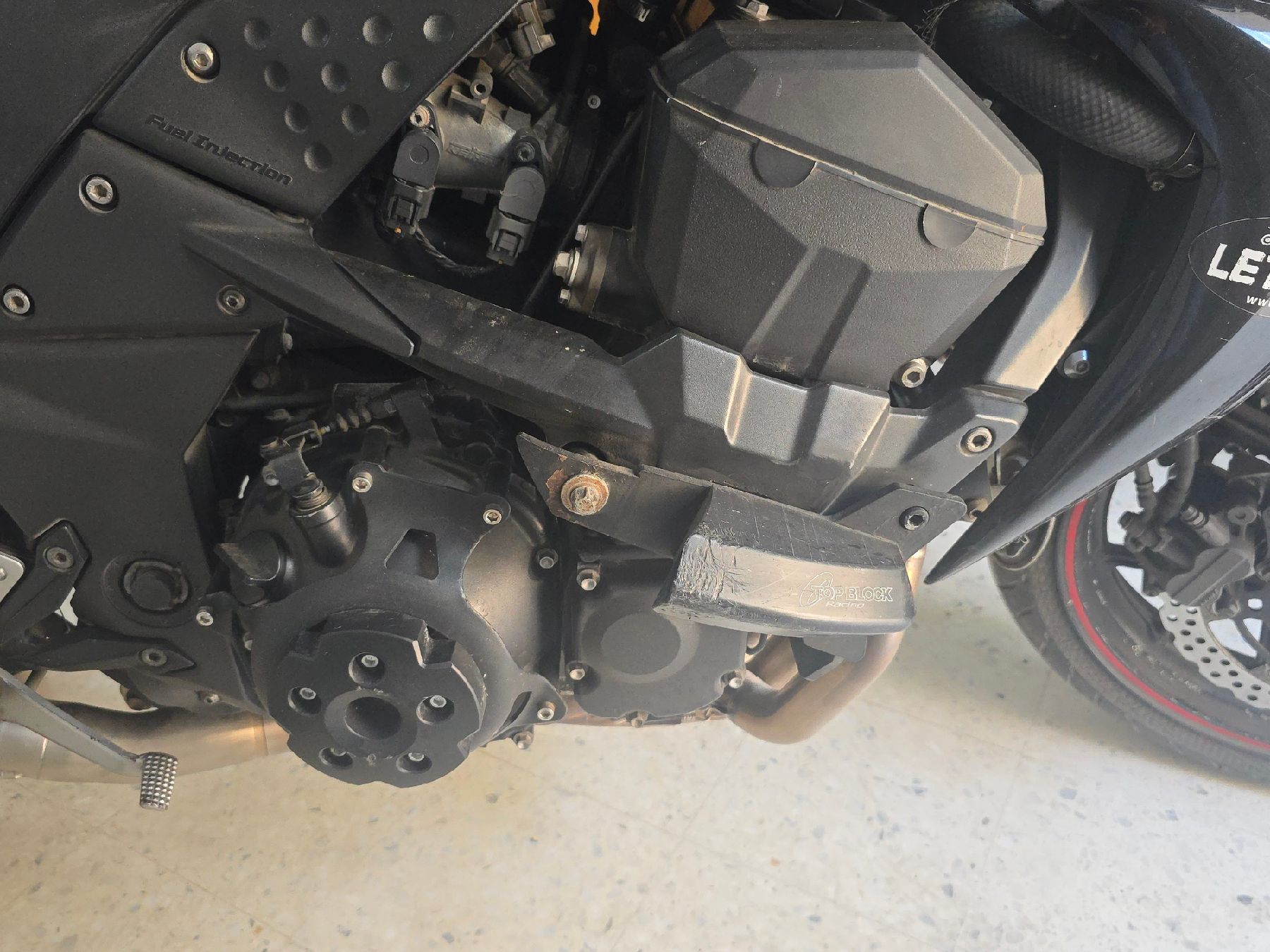 AC Ace 3.5 i V8 32V Turbo (354 CH)