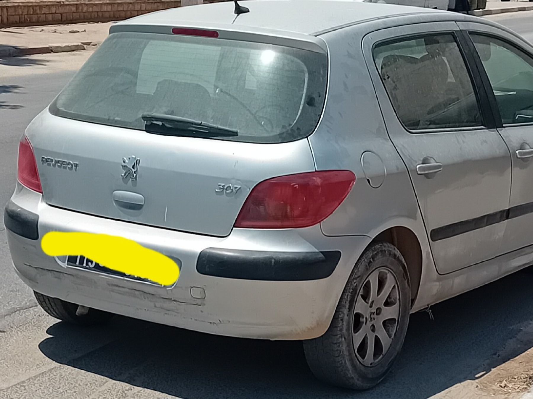 Peugeot 307 1.4i (88 CH)
