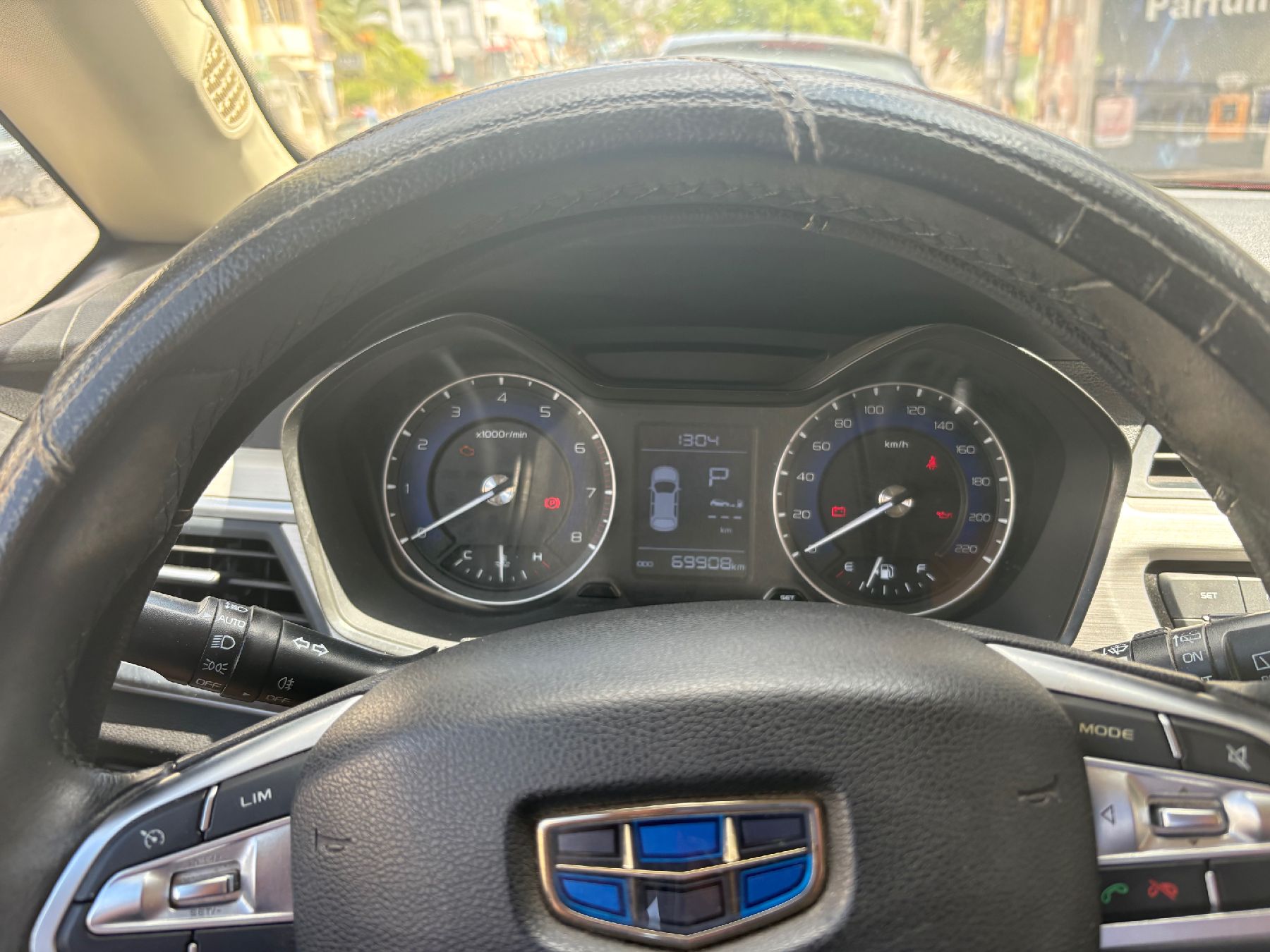 Geely GX3 1.5 (103 CH) CVT